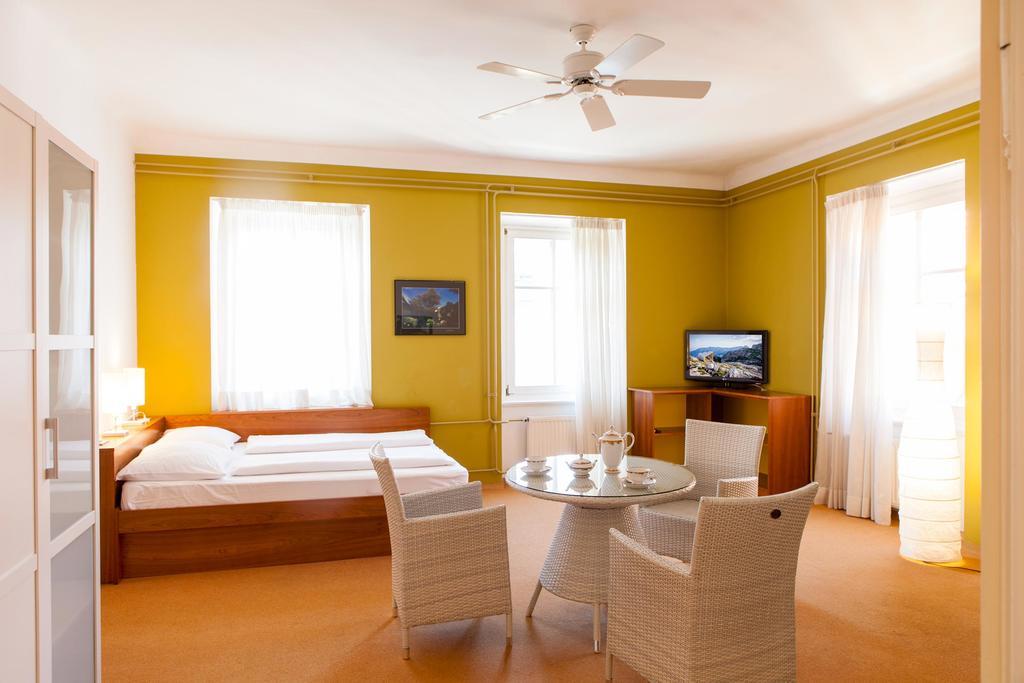 Julija&Robert'S Riverview Apartments And Rooms Λιουμπλιάνα Εξωτερικό φωτογραφία