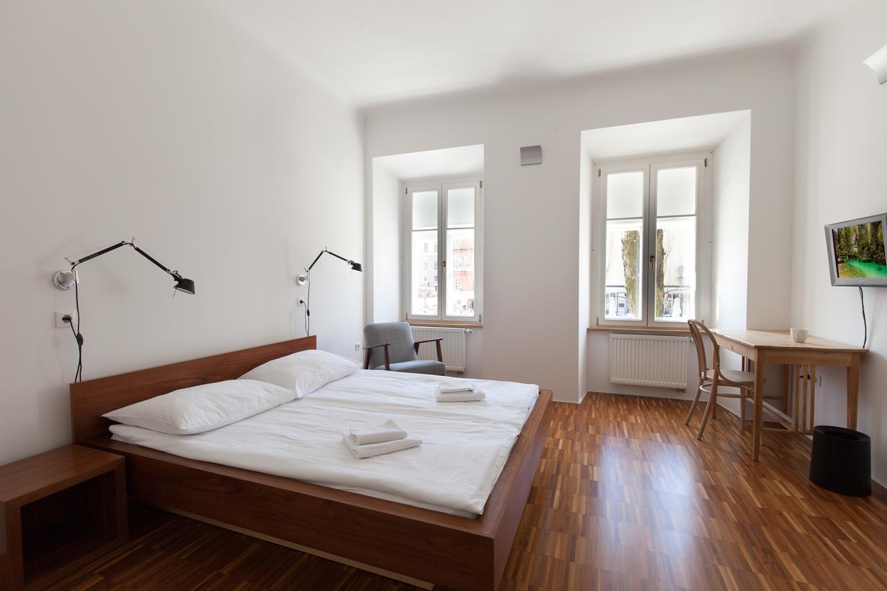 Julija&Robert'S Riverview Apartments And Rooms Λιουμπλιάνα Εξωτερικό φωτογραφία
