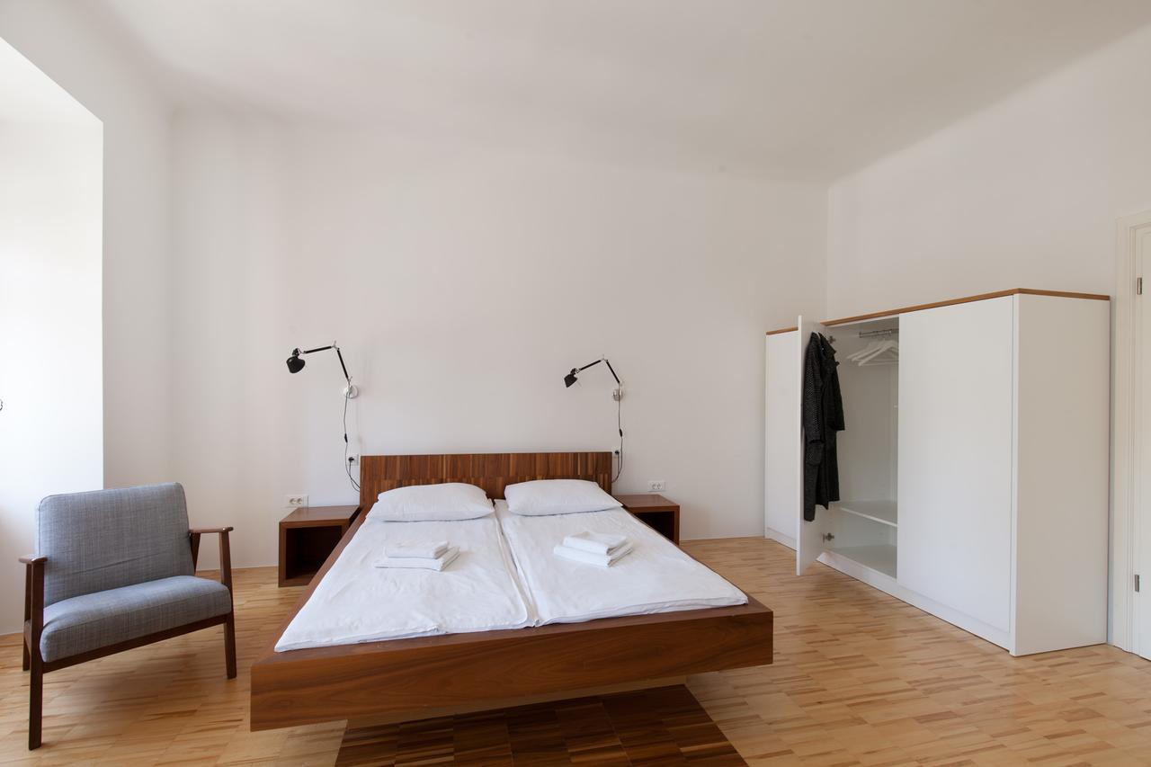 Julija&Robert'S Riverview Apartments And Rooms Λιουμπλιάνα Εξωτερικό φωτογραφία